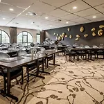 Alexander Hotel 4*