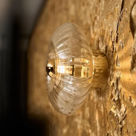 アレキサンダー ホテル 4*