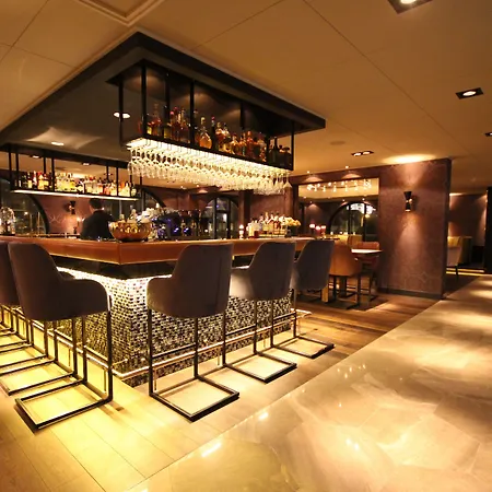 ホテル アレキサンダー ノールトウェイク