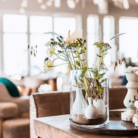 ホテル アレキサンダー ノールトウェイク