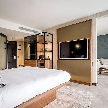 Hotel Alexander 4*