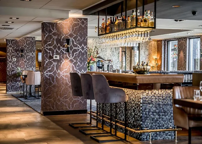 Alexander Отель