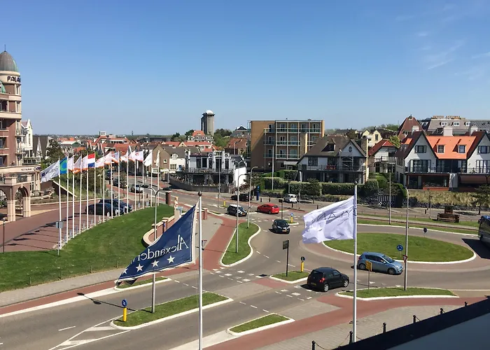 Отель Alexander