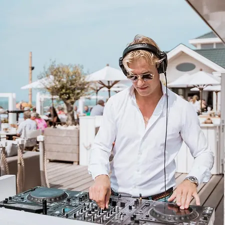 Alexander Szálloda 4*